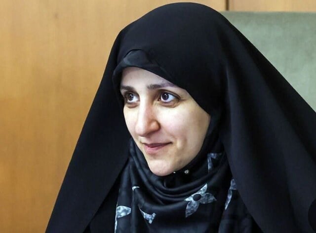 بهروز آذر خبر داد؛ افزایش سقف وام زنان دهکهای یک تا پنج/ این وام برای زنانی است که توانایی تأمین ضامن ندارند. | خبرگزاری بینالمللی شفقنا | خبرگزاری شیعیان، فتاوای آیتالله سیستانی و مرجعیت، آخرین اخبار ایران و جهان