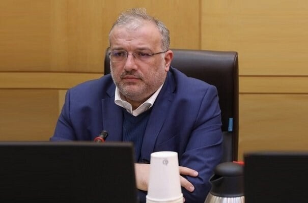 هشدار عضو کمیسیون اقتصادی درباره افزایش قیمت بنزین/ تجربه تلخ ۹۸ هنوز در حافظه جامعه است/ افزایش قیمت بنزین در پمپبنزین متوقف نمیماند