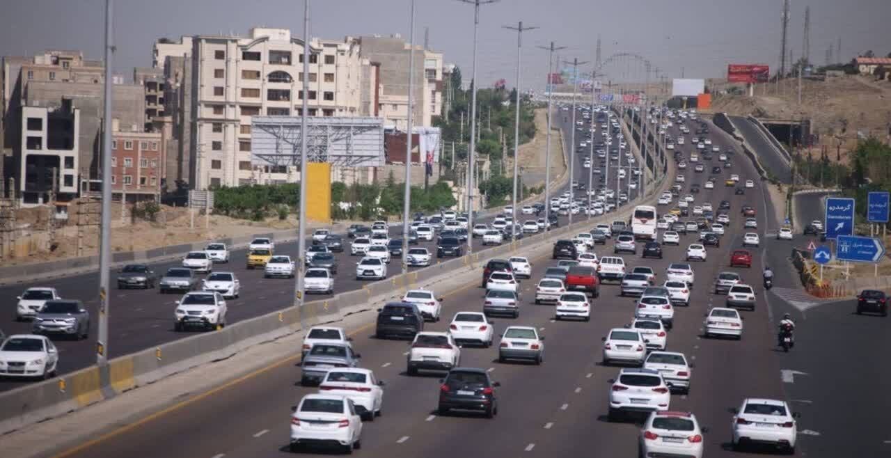 تردد بیش از ۱۹ میلیون خودرو از محورهای مواصلاتی استان البرز