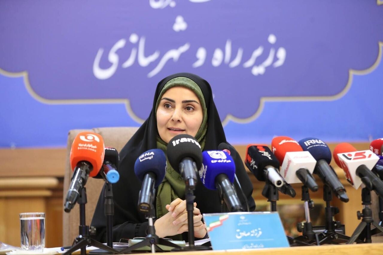 پرداخت ودیعه، تأمین مسکن موقت و تسریع بازسازی در دستور کار وزارت راه