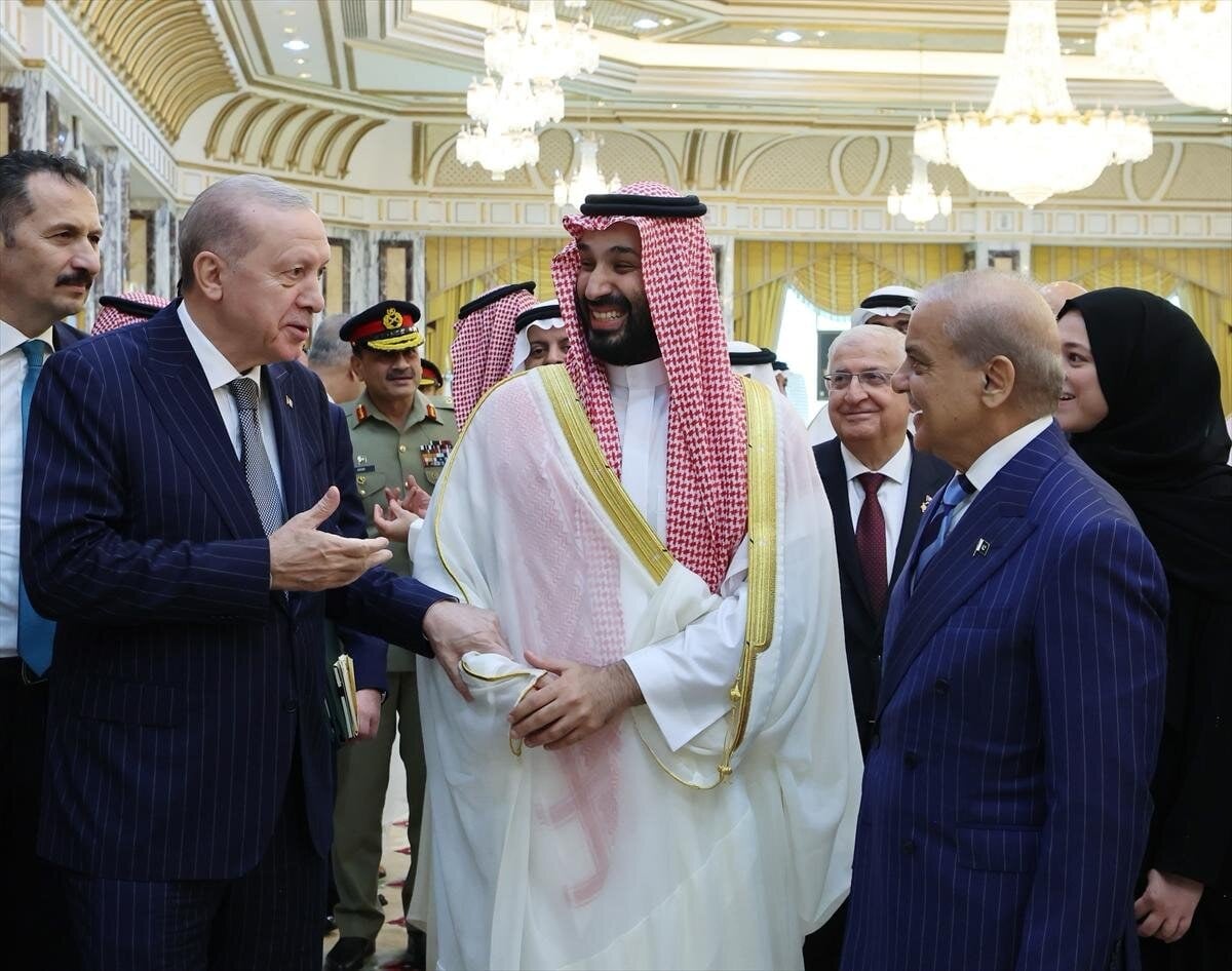 آیا پیوستن ایران به پیمان مکه امکانپذیر است؟/ در تحلیل مسائل باید از خیال‌پردازی فاصله گرفت