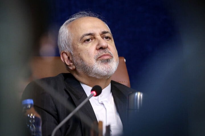 ظریف: فرصت ۶۰ روزه را از دست ندهید/۳ اهرم طلایی برای مذاکره/ فروپاشی ایران، رؤیای مهار چین را برباد میدهد/ همسویی کشورهای منطقه با آمریکا به معنای...