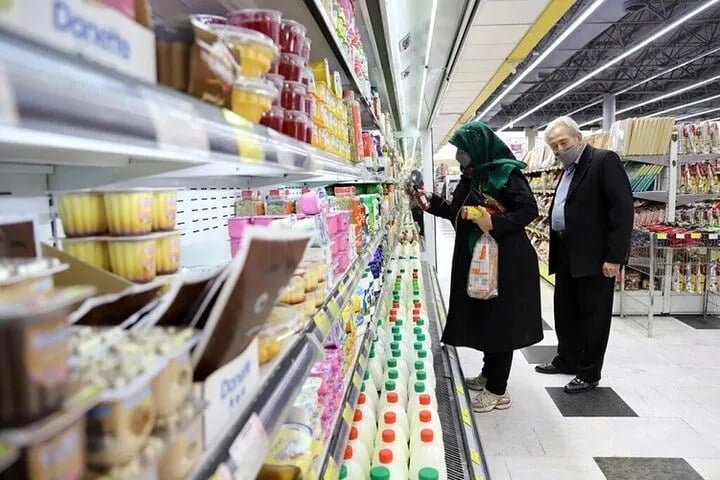 واردات کالاهای اساسی از گمرکات غیرمرزی / آیا قیمت برنج، روغن و گوشت کاهش می‌یابد؟