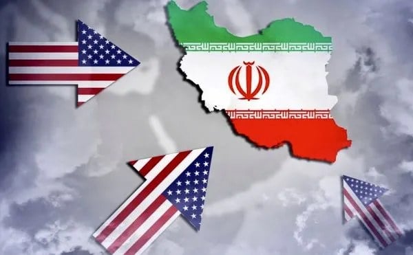 مسیرهای جایگزین برای عبور از محاصره دریایی ایجاد کردهایم/ تلاش آمریکا برای پایین نگه داشتن قیمت نفت
