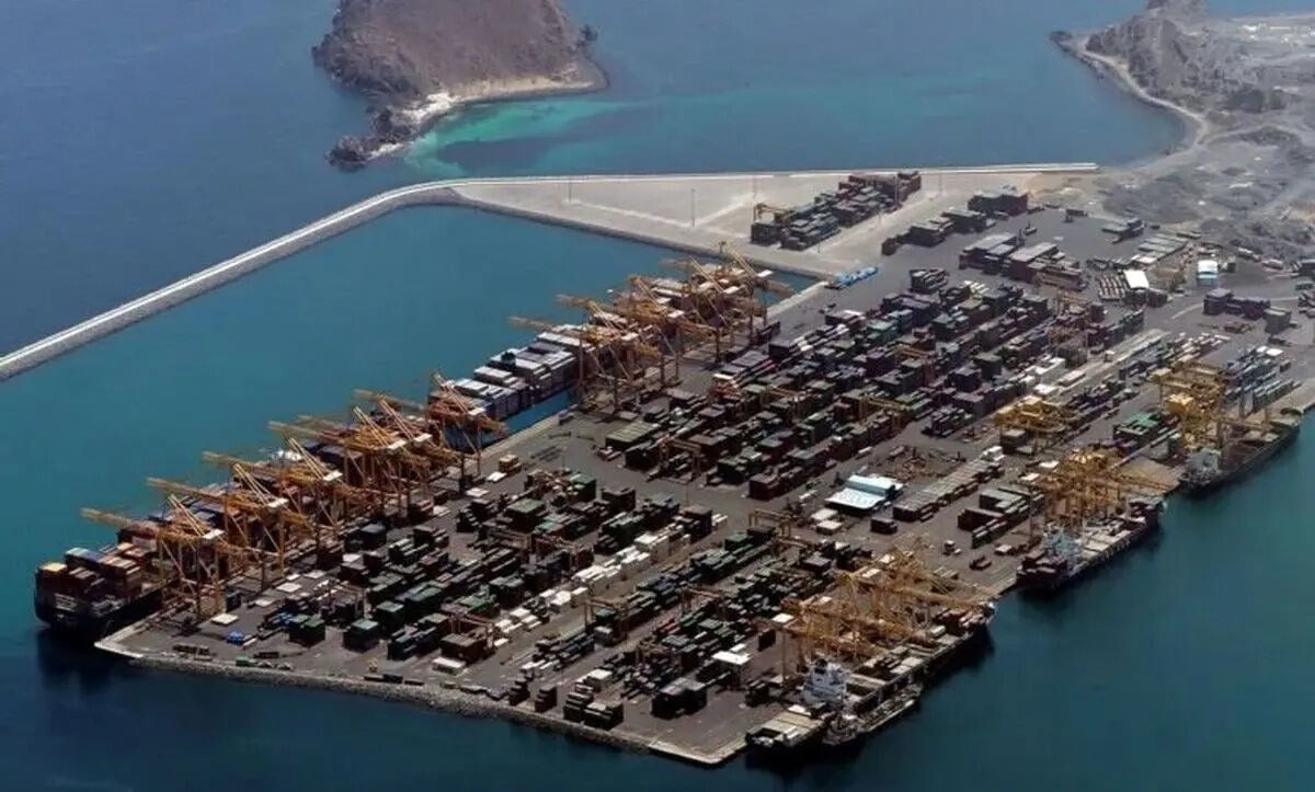 افتتاح خط دریایی مستقیم حملونقل میان امارات و چین