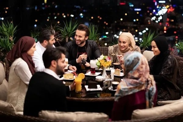 بازخوانی جامعهشناختی سفره ایرانی در روزگار فشار اقتصادی