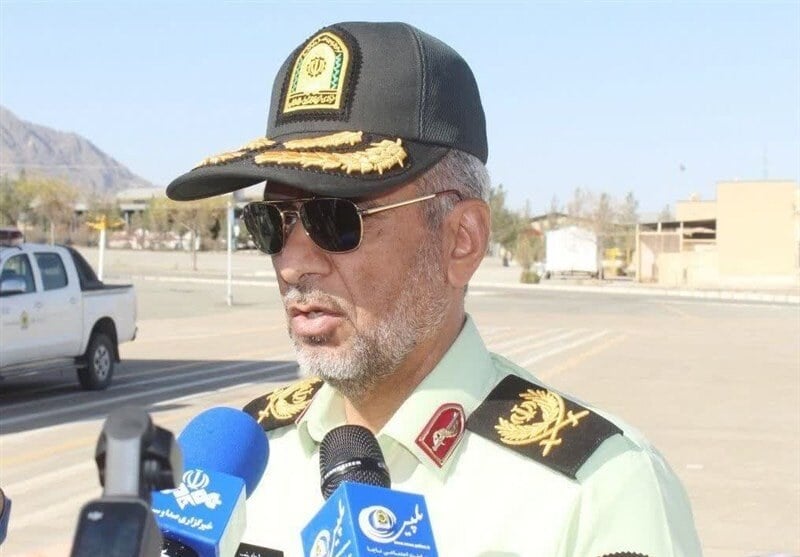 توقیف کاروان مسلح قاچاقچیان در کویر خراسان جنوبی؛ ۷۳۵ کیلو مواد مخدر کشف شد