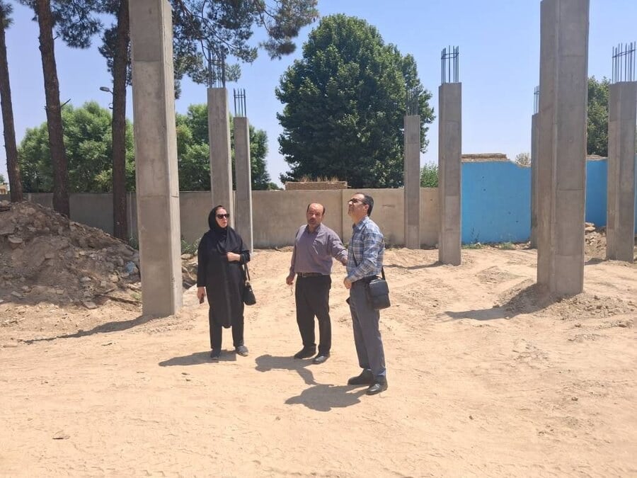 پیشوا | بازدید میدانی کارشناسان مشارکتهای مردمی بهزیستی استان تهران از پروژههای در دست ساخت در منطقه علیآباد
