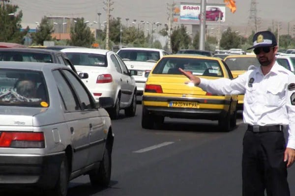 خودروها در این شهر زیاد تخلف میکنند