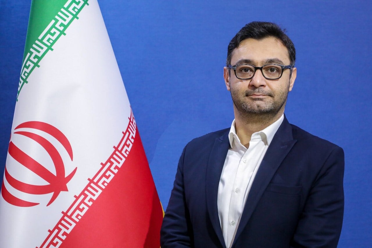 کارت سوخت حذف نمی‌شود؛ سهمیه یارانه‌ای به کارت بانکی منتقل می‌شود