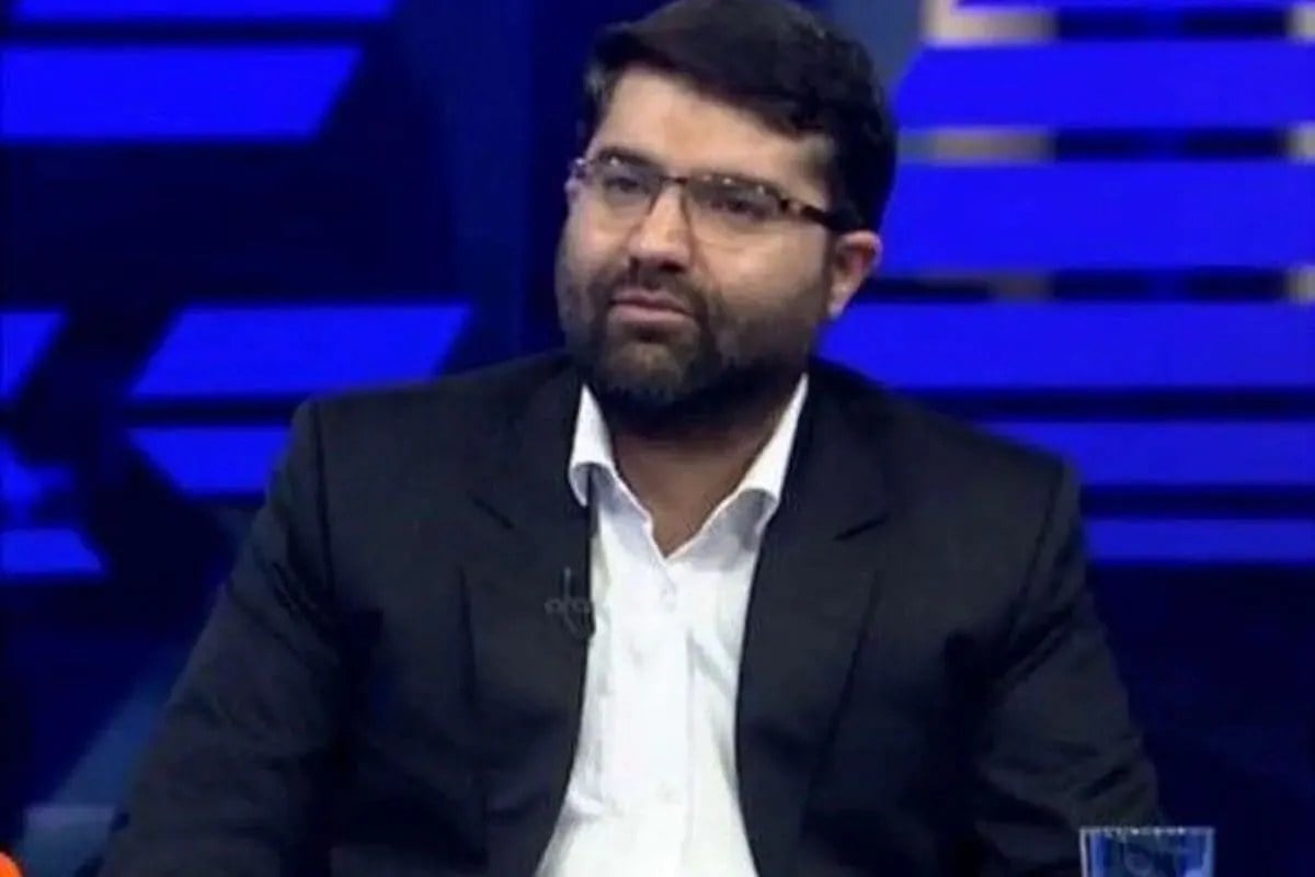 سقاب اصفهانی، رئیس سازمان بهینهسازی درباره بنزین ۸۷ هزار تومانی: یک سری مدیران در خارج از چارچوبهای مورد نظر عمل کردند؛ نمیشود که ما چنین تصمیماتی را به صورت خلقالساعه تولید کنیم