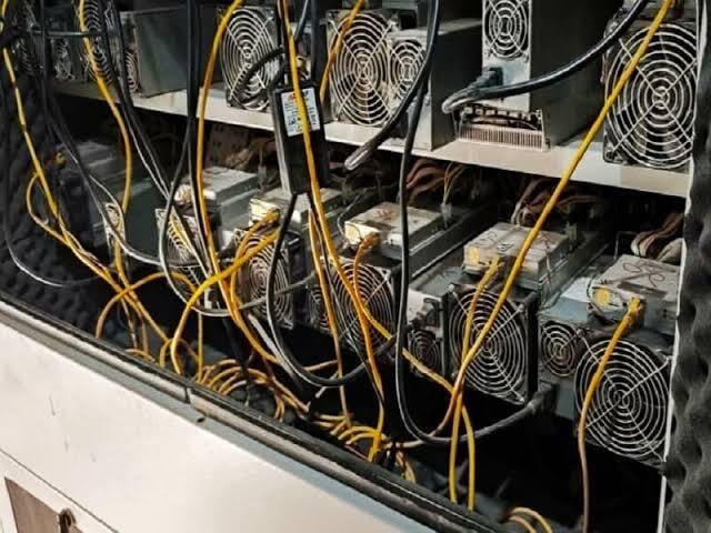 جمعآوری ۳۴ دستگاه استخراج رمز ارز غیرمجاز در خوزستان