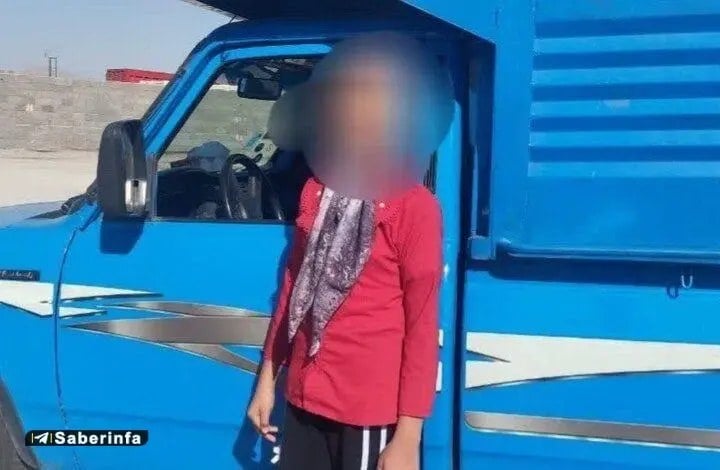 رانندگی دختر ۱۱ ساله با وانت نیسان؛ خودرو در اصفهان توقیف شد