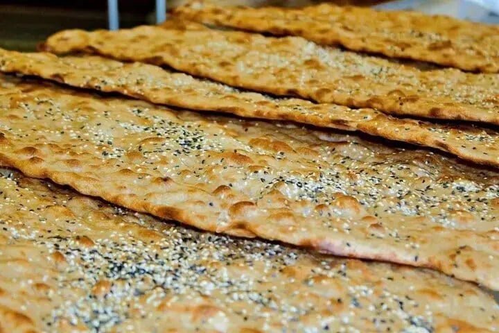 نان به طور میانگین در مشهد،۷۰ درصد گران شد
