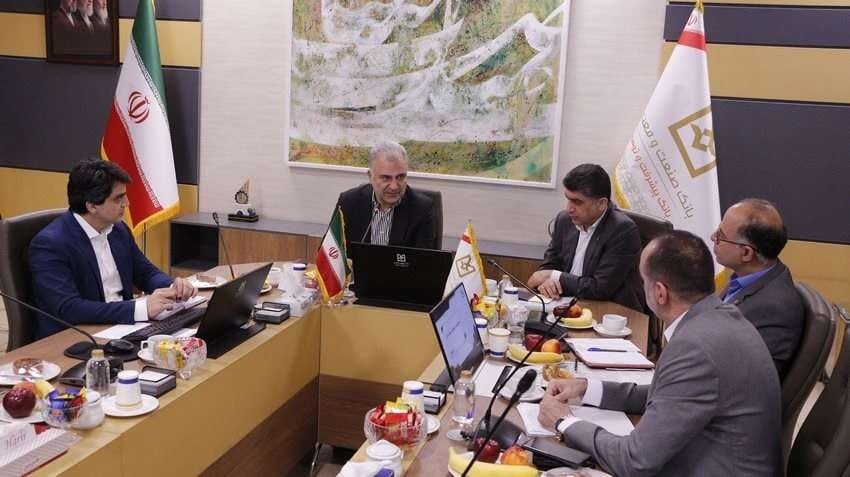 نشست هم‌اندیشی مدیران ریسك بانک ها به میزبانی بانک صنعت و معدن برگزار شد