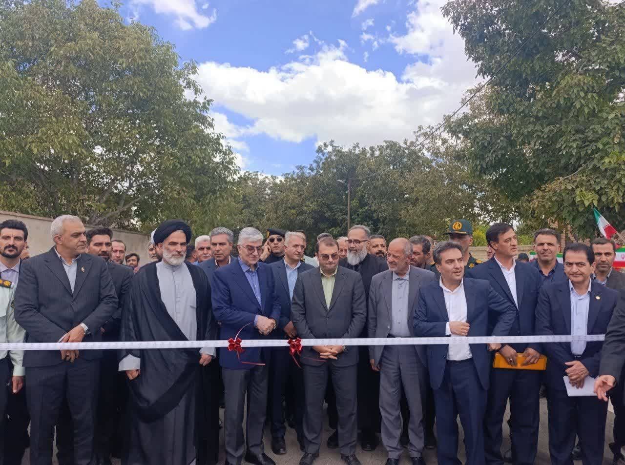 افتتاح همزمان ۱۲۵ طرح هادی روستایی آذربایجانغربی در سلماس