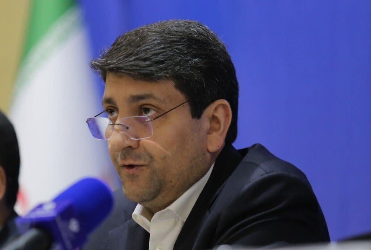 کارت زرد مجلس به وزیر ارتباطات/ نمایندگان از توضیحات ستار هاشمی قانع نشدند