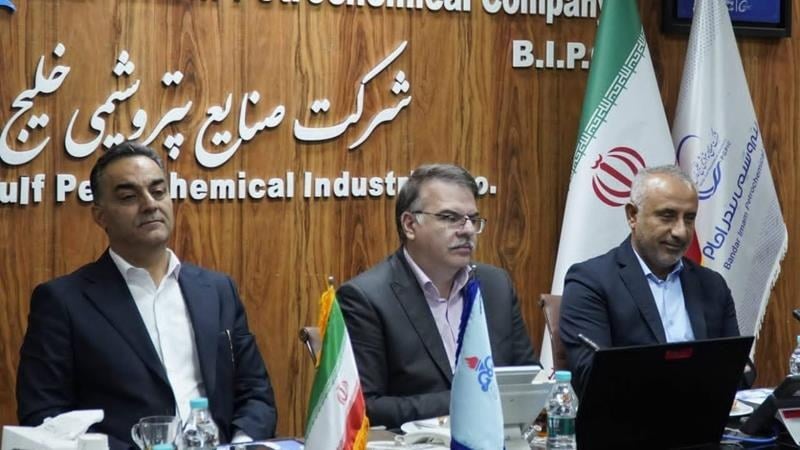 بازدید از روند بازسازی پتروشیمی بندرامام با هدف احیای تولید