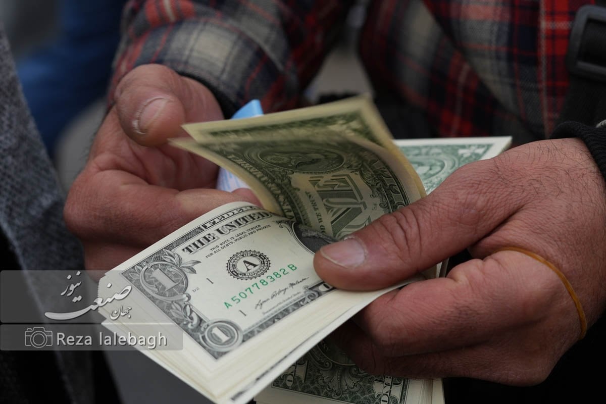 قیمت صبحگاهی ارز در بازار؛ جهش دوباره نرخ دلار و یورو