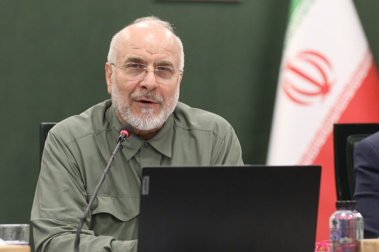 ضرورت تقویت تولید داخلی و مدیریت هوشمند در مواجهه با چالشهای اقتصادی