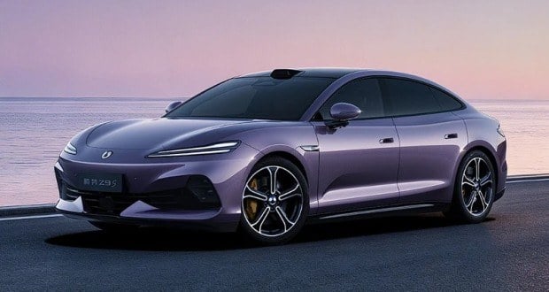بی وای دی دنزا Z9S با برد الکتریکی رکوردشکن 1100 کیلومتر و قدرت 1194 اسب بخار معرفی شد