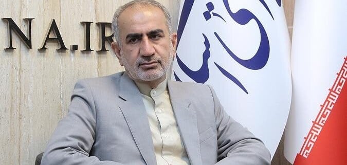 نقدینگی مردم به جای خرید طلا به سمت تولید هدایت شود