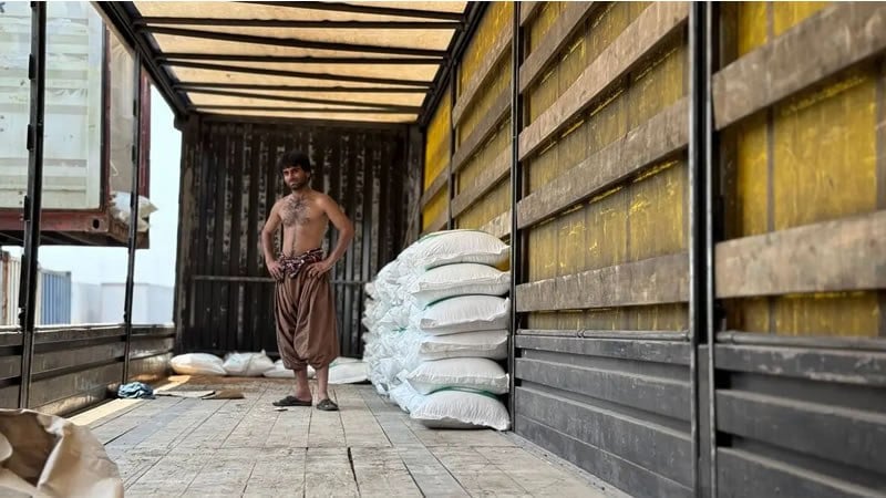 چهار ماه بیحقوقی و موج اخراج در بندر رجایی؛ جنگ و محاصره بر سفره کارگران فرود آمد