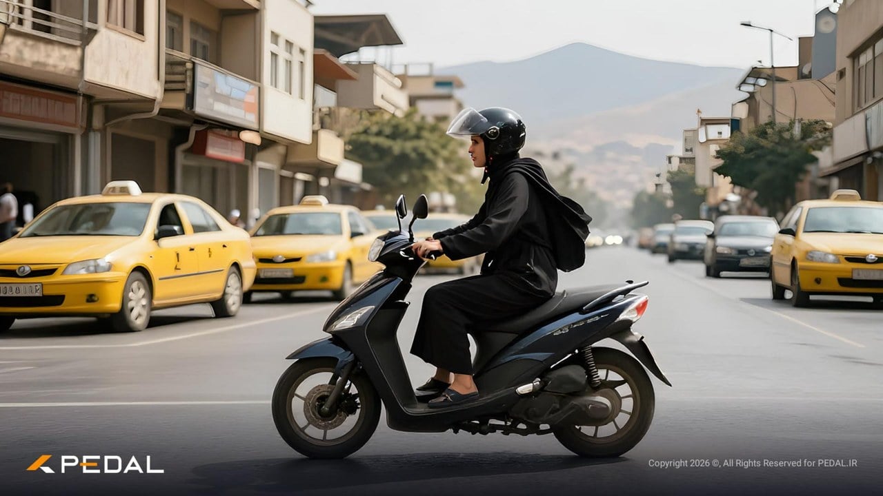 ۱۰ اشتباه خطرناک موتورسواران تازهکار؛ بانوان موتورسوار این نکات را جدی بگیرند