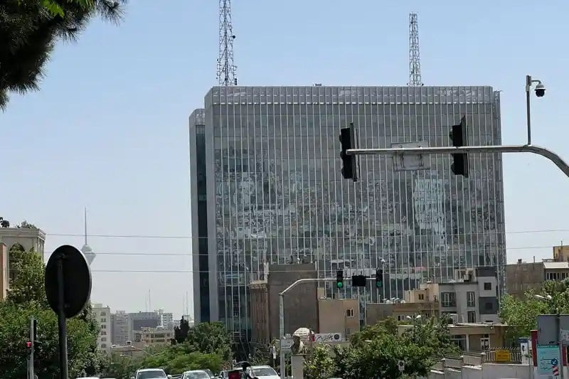 بورس تهران آماده عرضه اولیه دیجی‌کالا؛ «برای اقتصاد دیجیتال فرش قرمز پهن می‌کنیم»