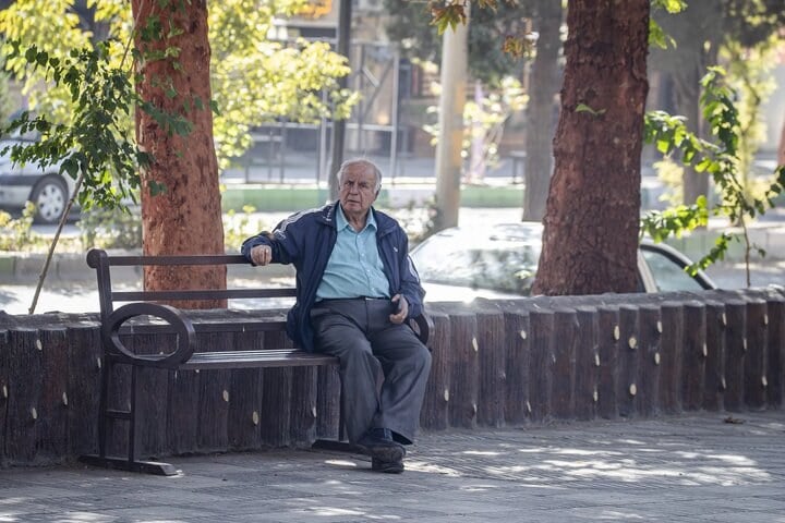 مهاجرت بازنشستگان سایر استانها به گیلان؛ پیشتازی استان در سونامی شدید سالمندی