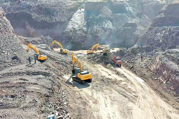 حقوق دولتی معادن تغییر کرد؛ محاسبه ۶ ماهه بر اساس استخراج واقعی