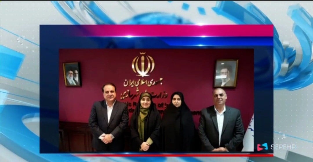 استاندار ایلام و نمایندگان استان؛ راههای رفع مشکلات راه و شهرسازی ایلام را با وزیر بررسی کردند