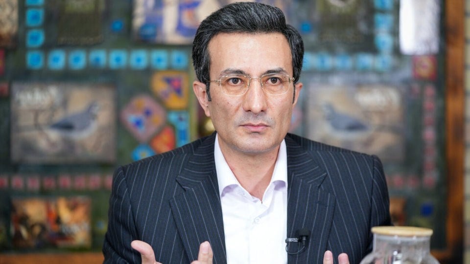 مرتضی نظری: هزار و ۱۰۰ ملک مدرسه دولتی به‌جای آموزش رایگان به مدارس غیردولتی واگذار شده