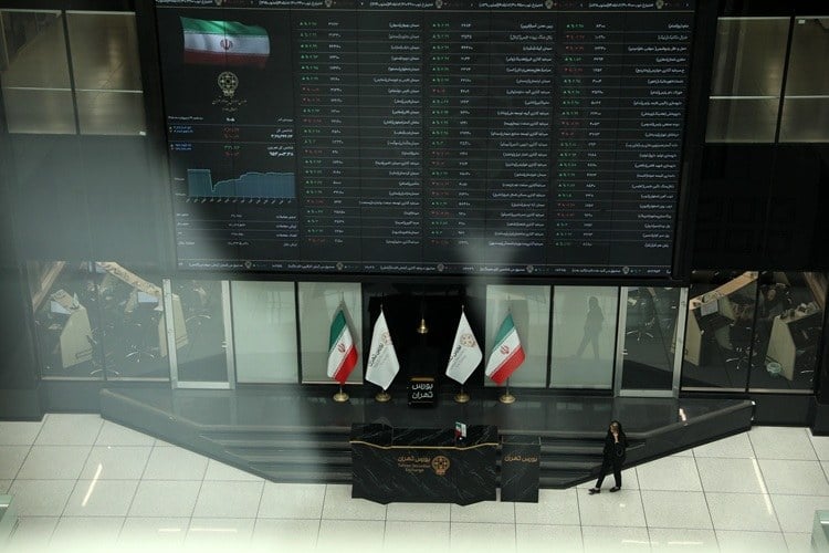 بورس تهران در مدار انفجار؛ شاخص کل به ۷.۴۶ میلیون واحد رسید