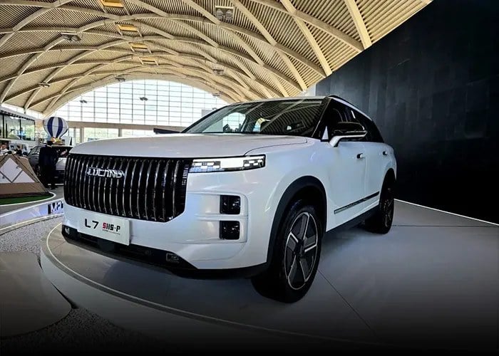 لوکانو L7 PHEV به نمایشگاه خودرو تهران رسید؛ ۵۱۵ نیوتنمتر گشتاور با قوای محرکه هیبریدی