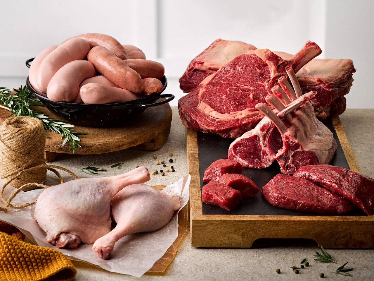 قیمت کالاهای اساسی امروز ۳ مهر ۱۴۰۵؛ مرغ کیلویی چند؟