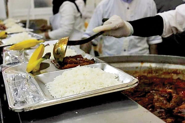 جراحی اقتصادی در سلف دانشگاه