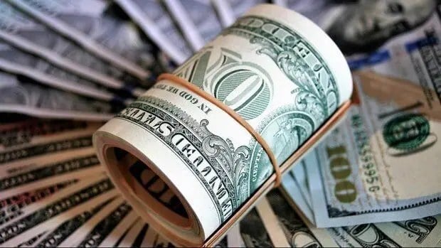 قیمت دلار به زیر ۲۰۰ هزار تومان بر نمی‌گردد