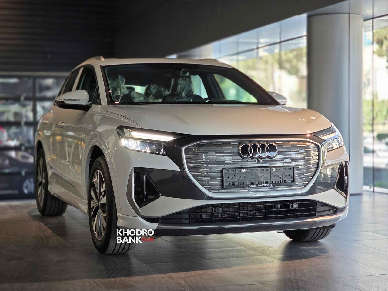 شرایط فروش آئودی Q4 e-tron با قیمت قطعی اعلام شد؛ ثبتنام از ۶ مهر + جدول