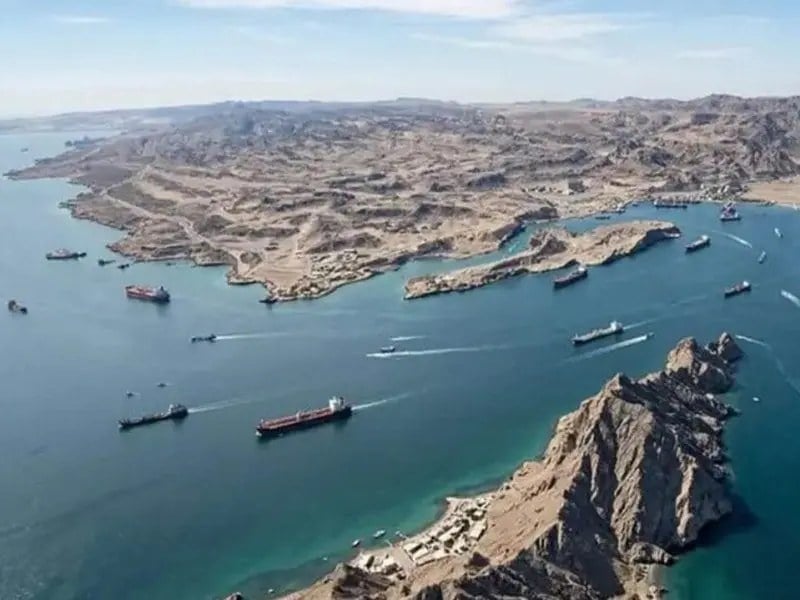 العرب: از هرمز تا بابالمندب؛ مسیرهای جایگزین انرژی زیر فشار جنگ