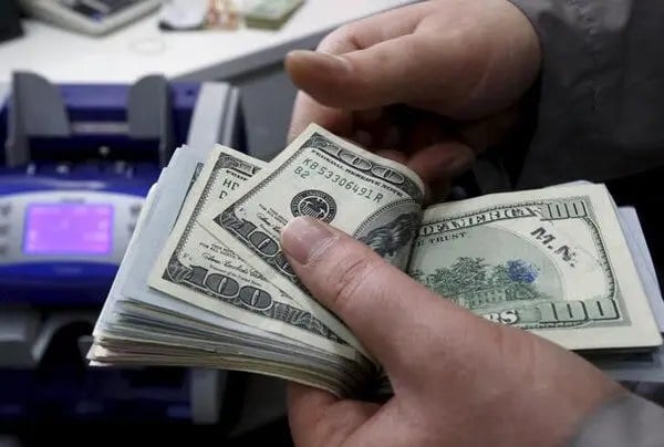 عبور دلار از مرز ۲۴۵ هزار تومان قابل پیش بینی نبود