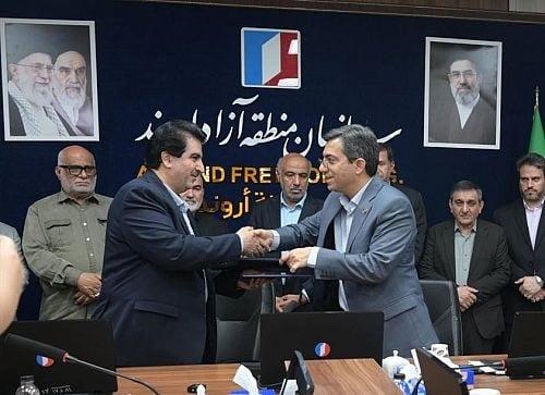 بانک رفاه و تاپیکو برای تامین مالی طرح های توسعه ای تفاهم نامه امضا کردند