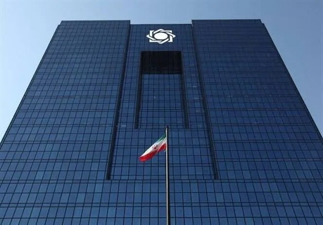 ۱۱ رئیس شعبه بانک عزل شدند / بانک مرکزی از تخلف در بازار ارز و طلا خبر داد!