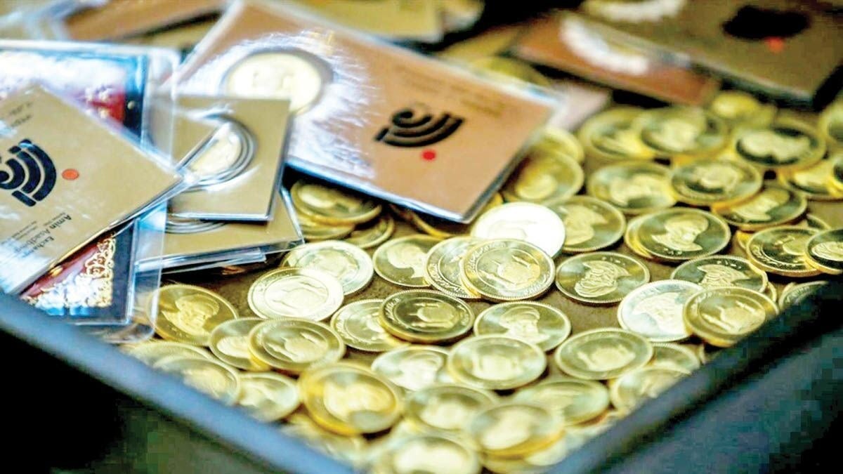 چرا سکه در بازار تهران در برابر ریزش اونس مقاومت می‌کند؟