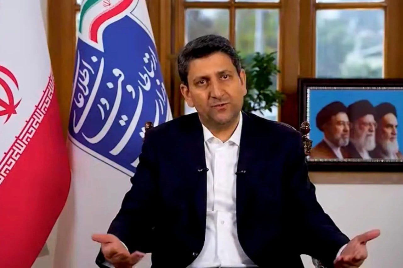گزارش عملکرد وزارت ارتباطات: از وعده صدور پروانه اپراتورهای هوش مصنوعی تا برخورداری اکثر روستاها از اینترنت پرسرعت