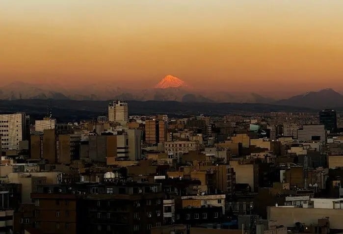 جهش دلار مسکن را گران میکند؟