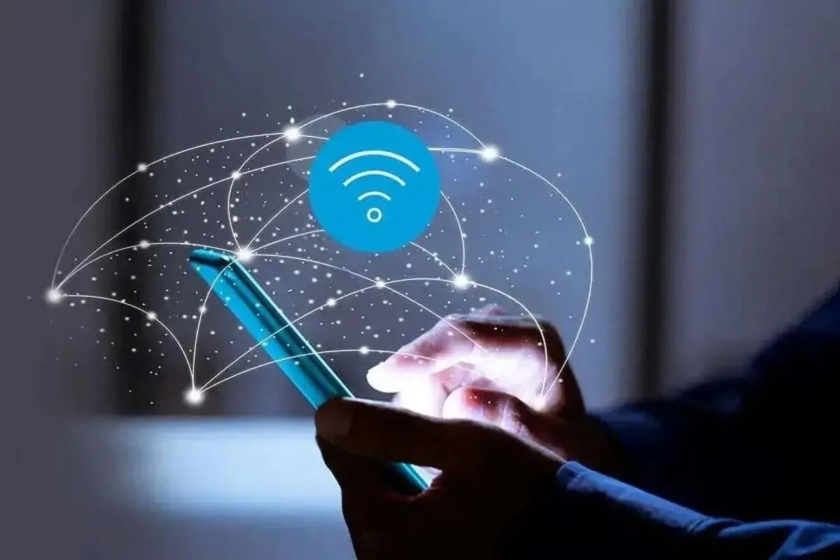 اعتراض کاربران به گرانی و کیفیت پایین اینترنت