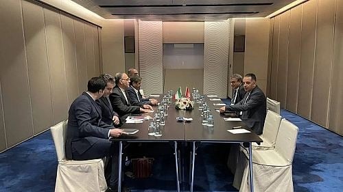 همتی با روسای بانک های مرکزی ترکیه و تونس درباره همکاری های پولی گفت و گو کرد