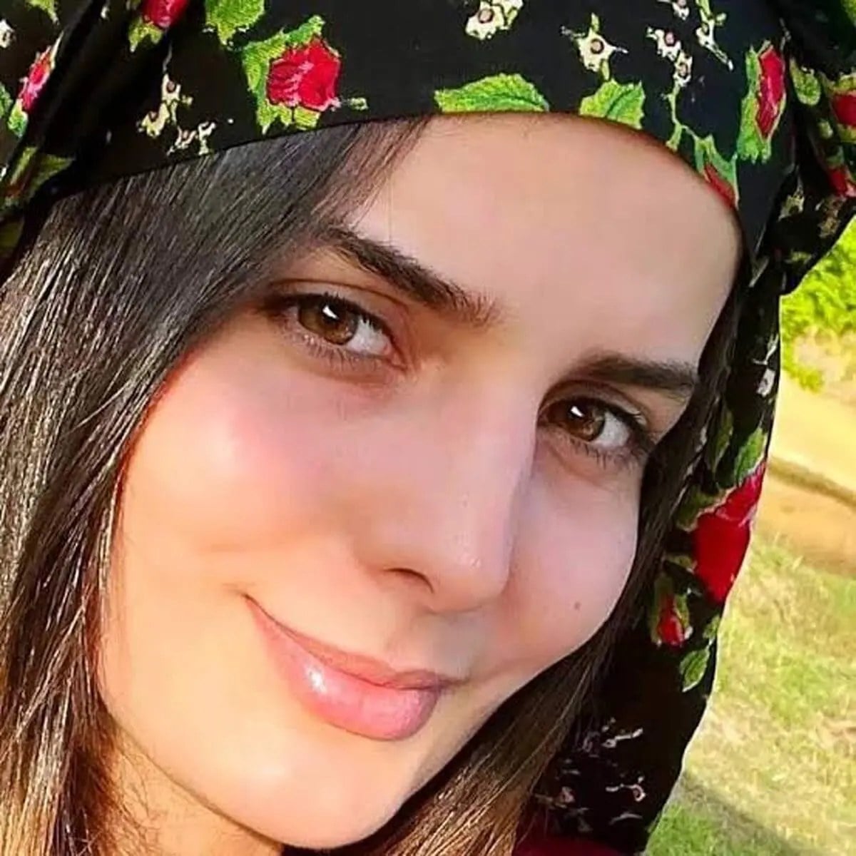 غزاله اکرمی از گرانی لوازمالتحریر شاکی شد + فیلم