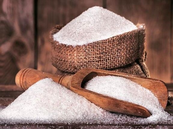 قیمت شکر مصرف کننده نوسانی نداشته است/ تولید شکر کاهشی است
